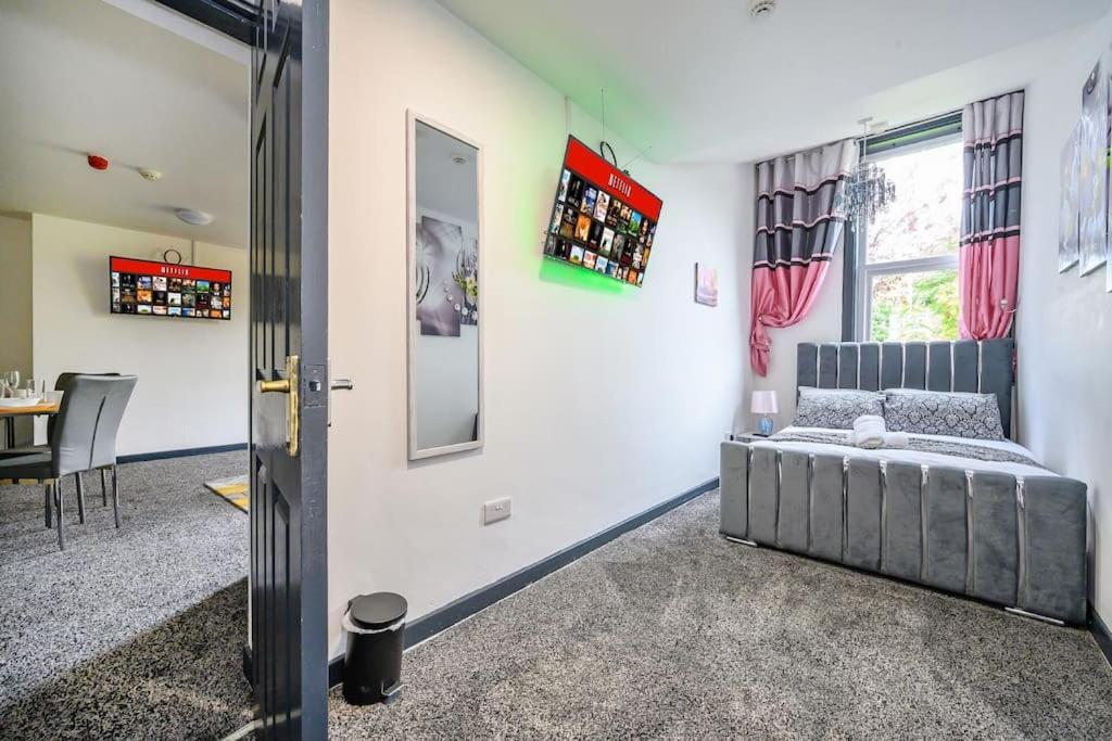 -F5Gh- For Relaxed & Cosy Stay, Free Parking, Wifi Λιντς Εξωτερικό φωτογραφία